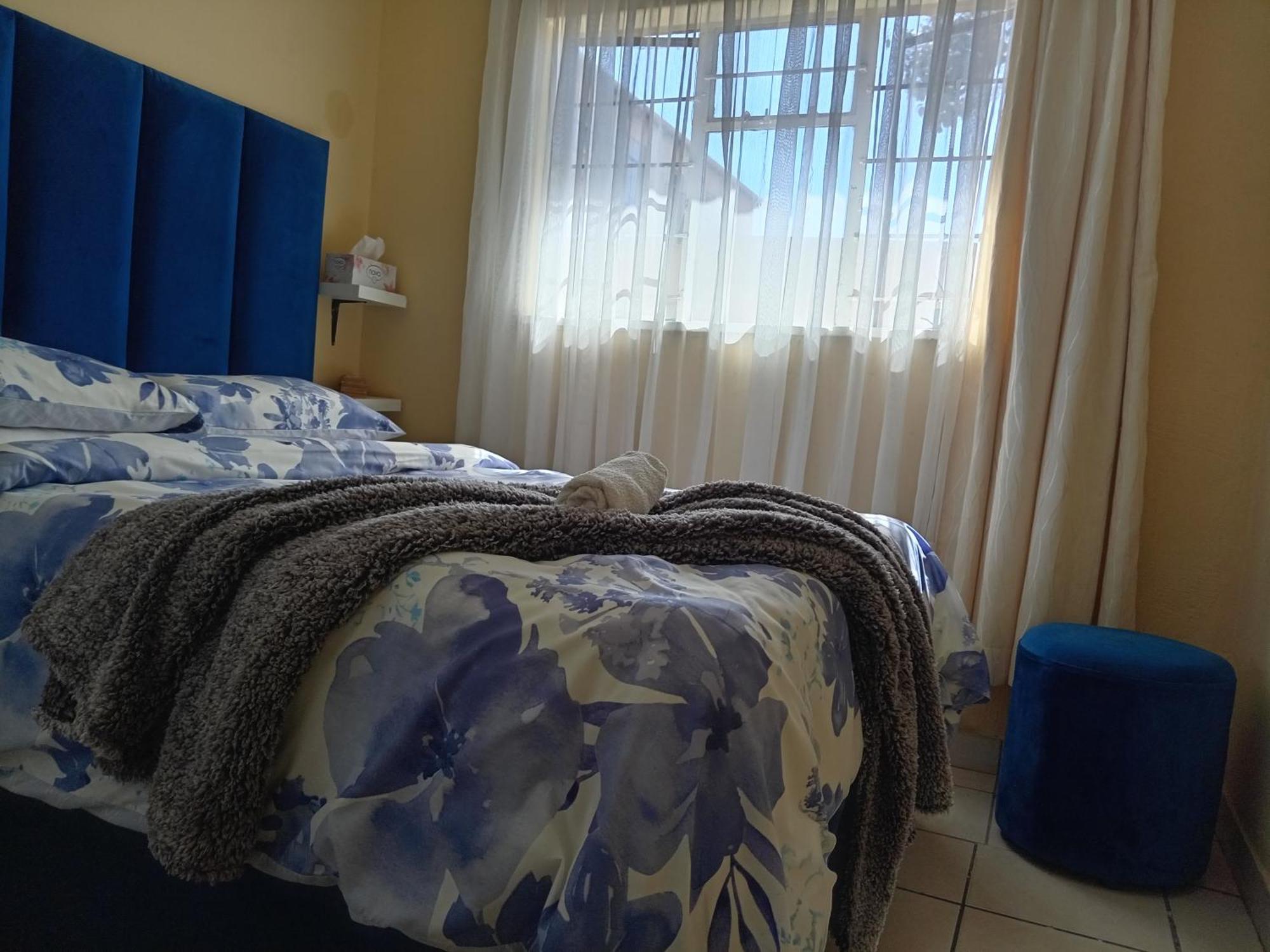 Olivia Pines Guesthouse Крюгерсдорп Экстерьер фото